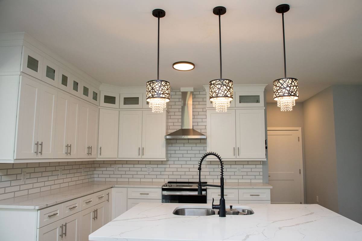 Kitchen tile backsplash installation